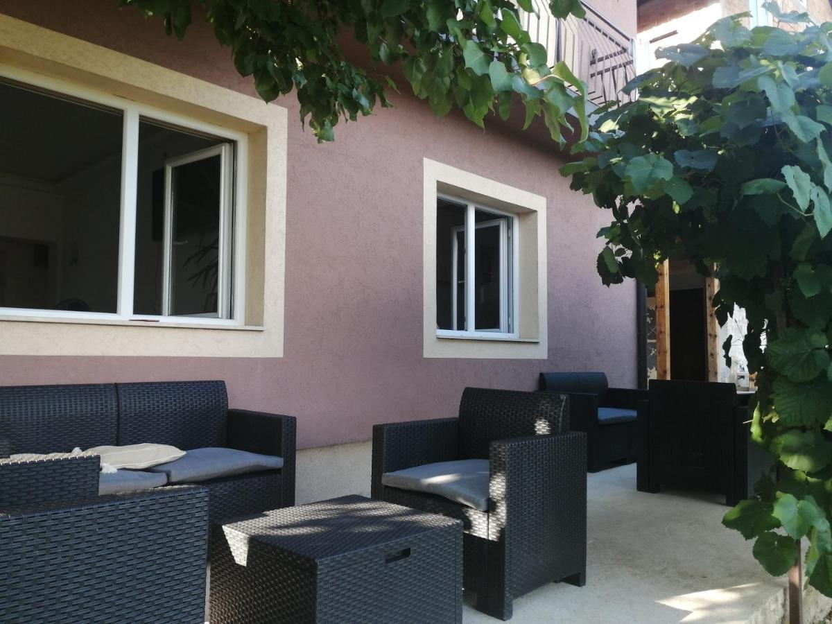 Uzicki-Konaci Appartement Užice Buitenkant foto